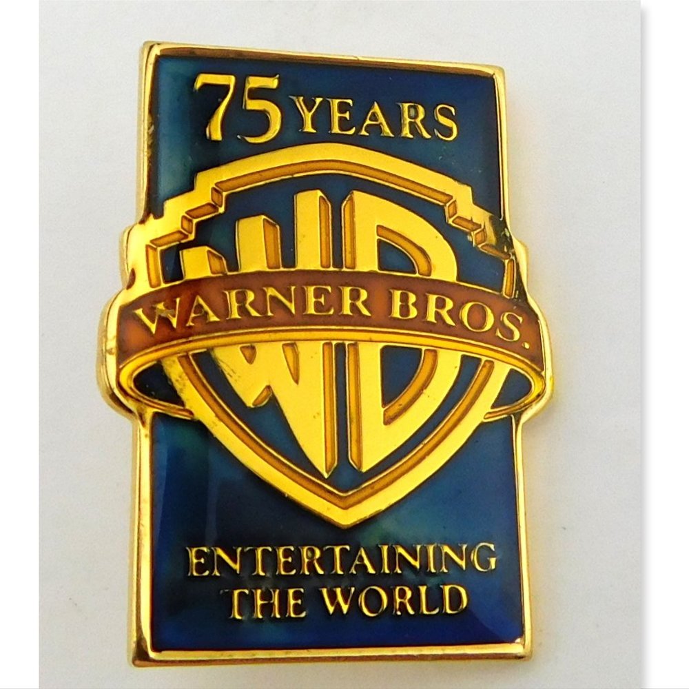 WARNER BROS. STUDIO STORE Guild Member Enamel Pin 75 Year Anniversary